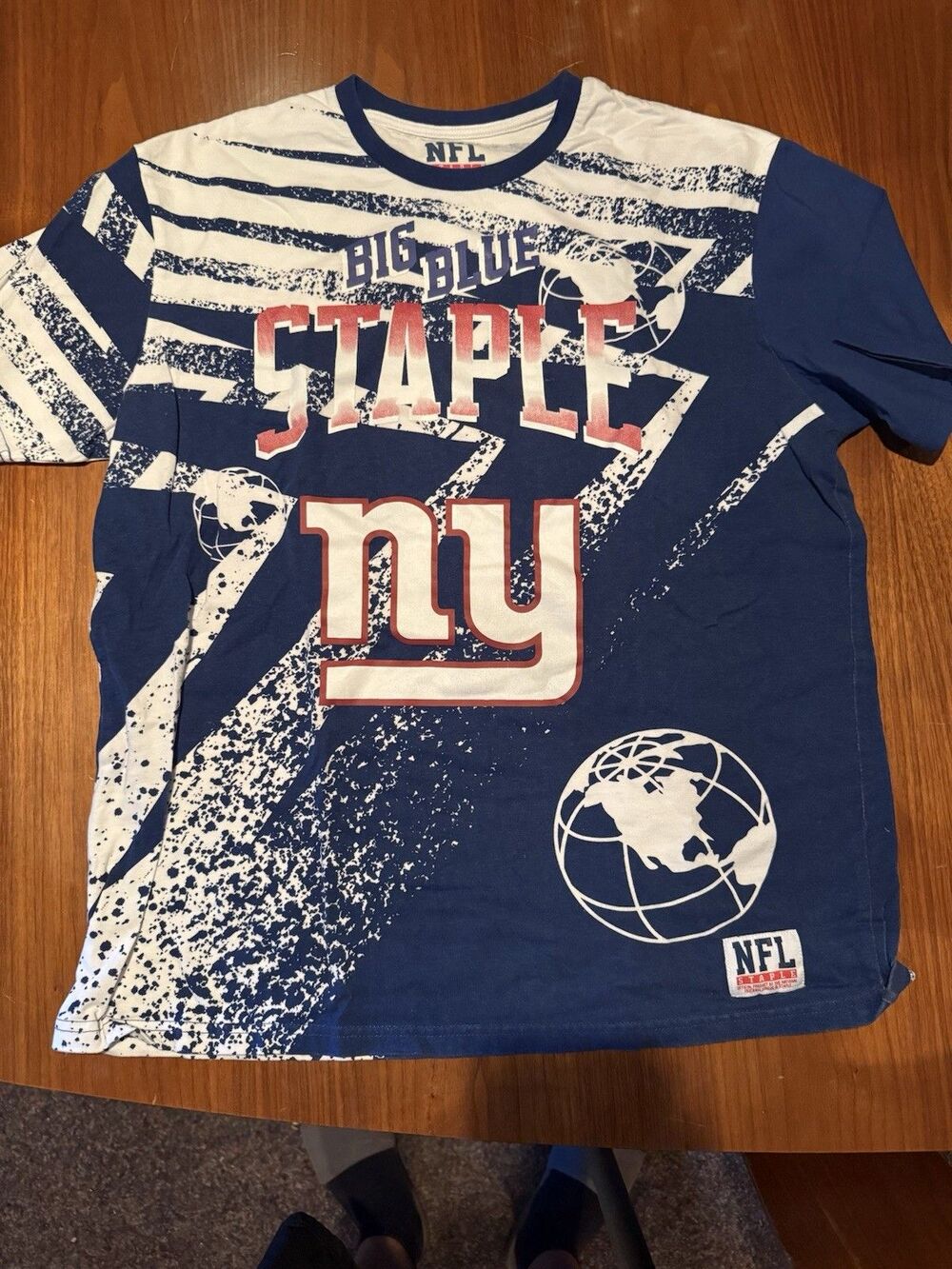 NWT Men’s NFL X Staple New York Giants Multicolor T Shirt Size Large